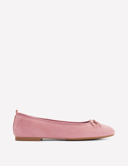 Patti Round Toe Ballet Flat-Blush